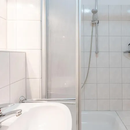 627, Seepark アパート